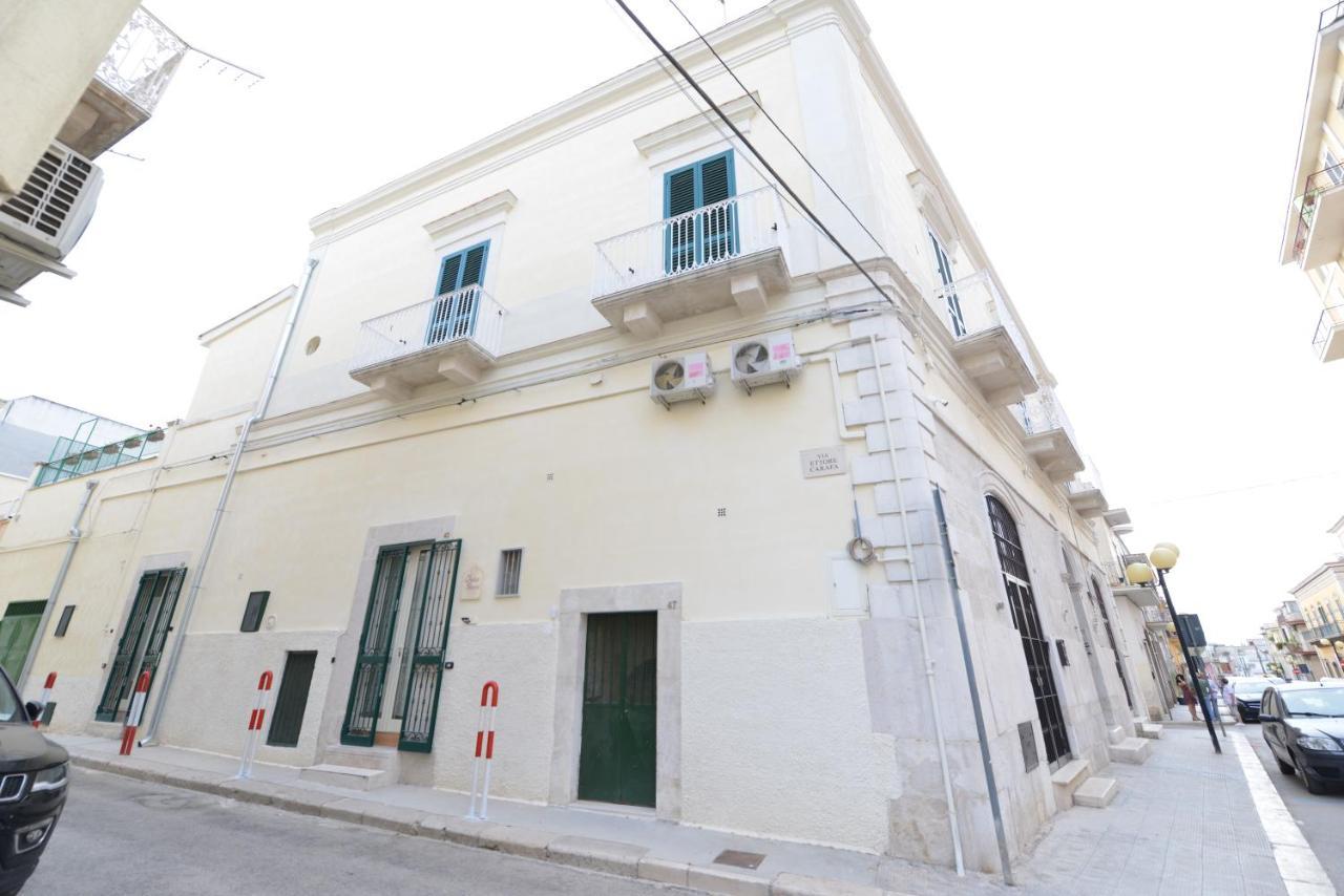 L'Antico Palazzo Bed & Breakfast Canosa di Puglia Exterior photo