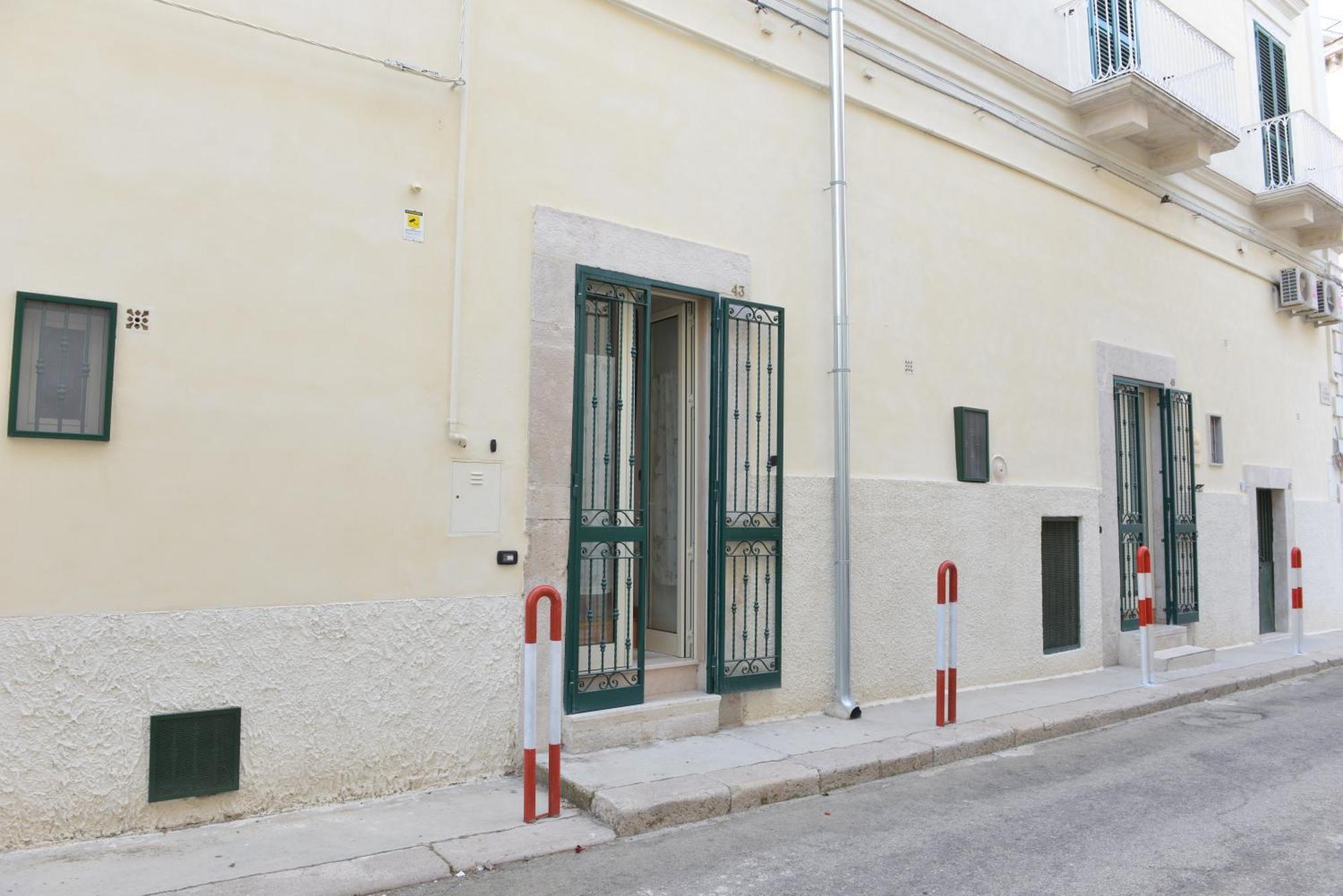L'Antico Palazzo Bed & Breakfast Canosa di Puglia Exterior photo